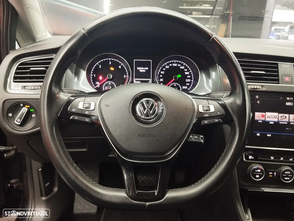 VW Golf Variant 2.0 TDi R-Line DSG - 18