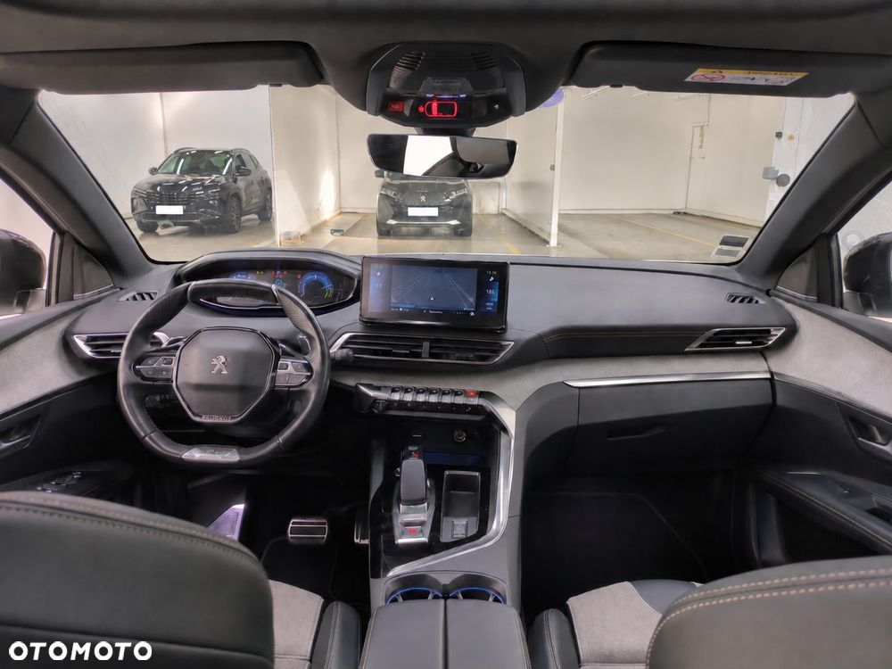 Peugeot 3008 1.6 PureTech HYbrid GT Line S&S EAT8 - 7