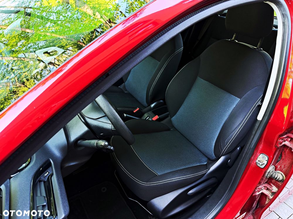 Peugeot 208 PureTech 82 Urban Move - 33