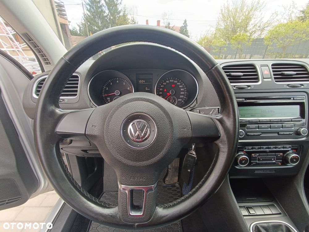 Volkswagen Golf 1.6 United - 22