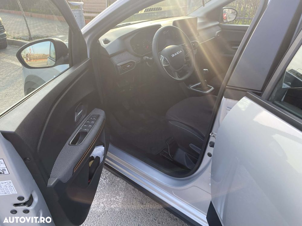 Dacia Sandero Stepway ECO-G 100 MT6 Expression - 10