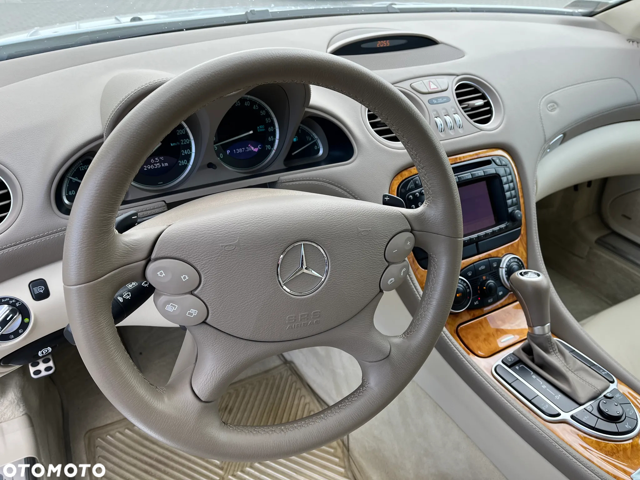 Mercedes-Benz SL - 26