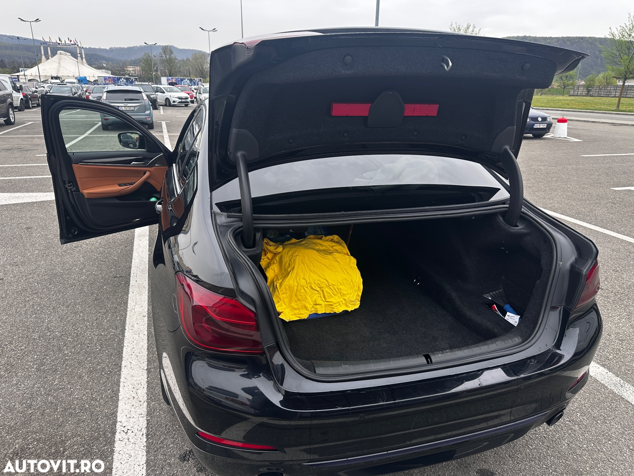 BMW Seria 5 520d AT - 14