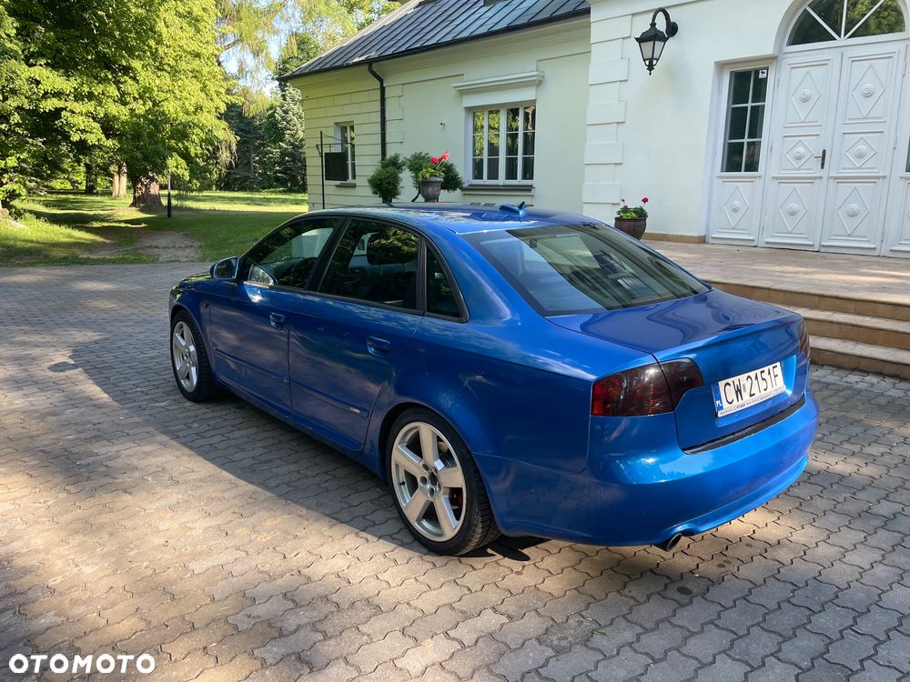 Audi A4 Limousine 2.0 T FSI quattro - 4