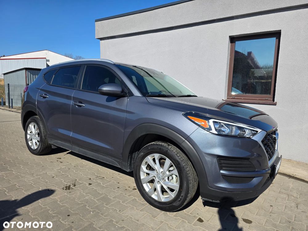 Hyundai Tucson - 2