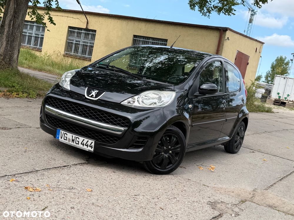 Peugeot 107 70 Black&Silver - 1