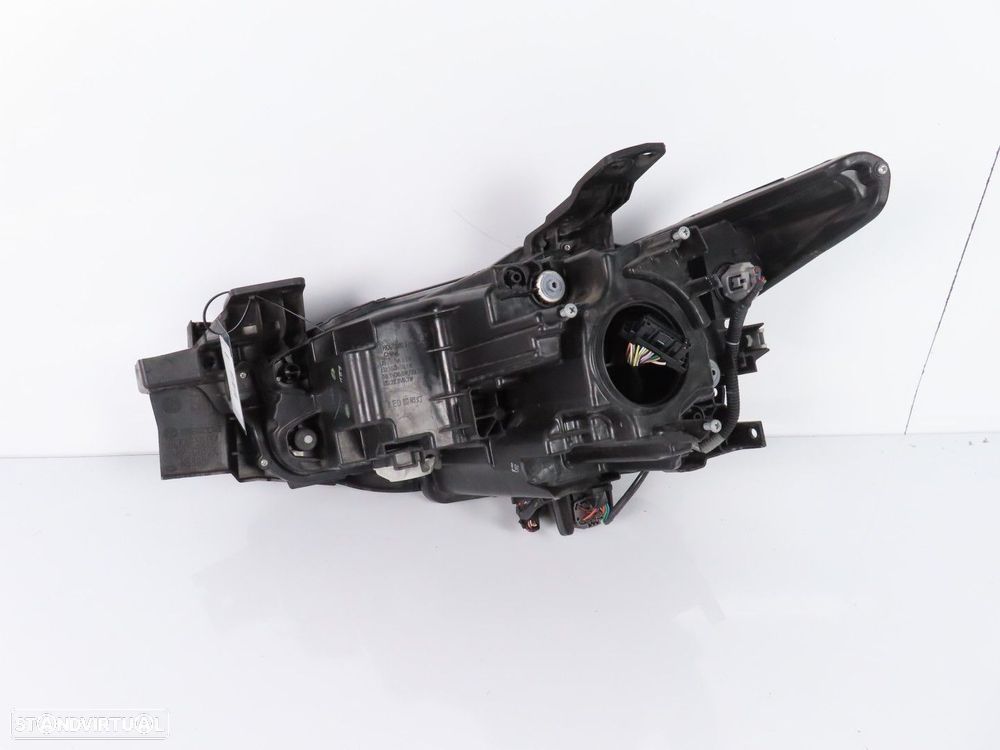 Farol LED Direito Usado / Original MAZDA 3 (BP) - 3