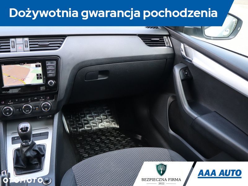Skoda Octavia - 10