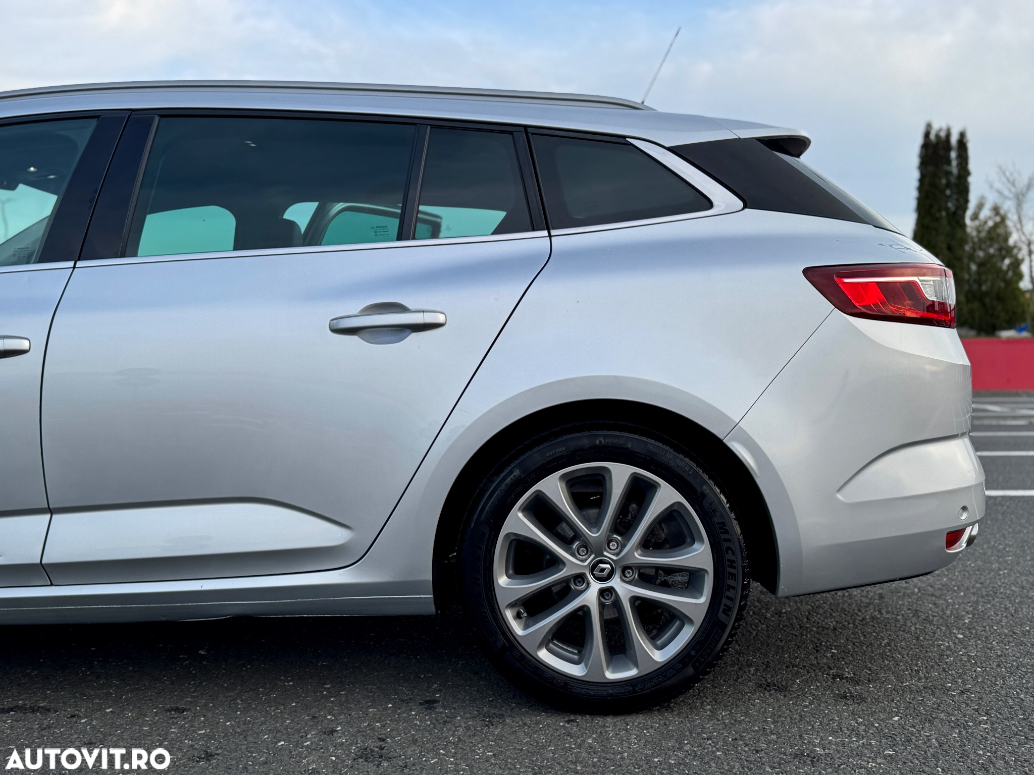 Renault Megane ENERGY dCi 110 GT LINE - 15