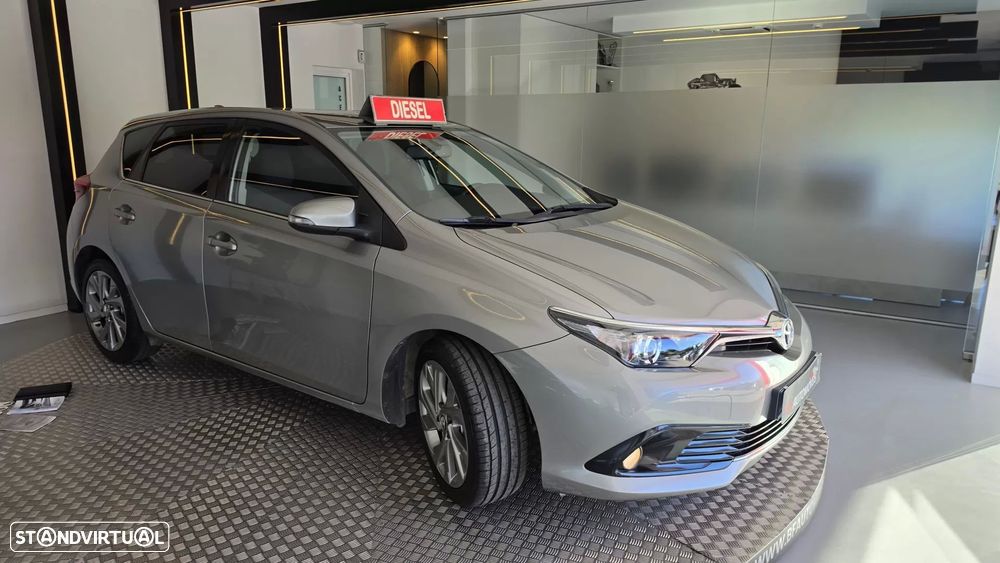 Toyota Auris 1.6 D-4D Exclusive+Navi - 19