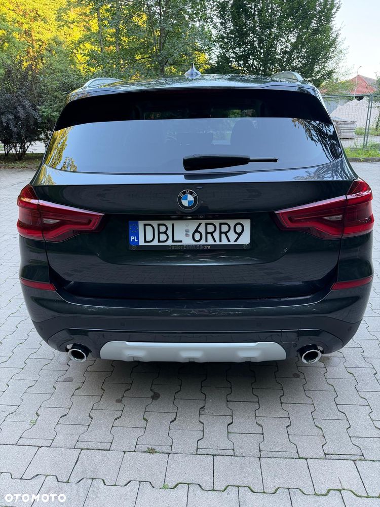 BMW X3 xDrive20d Luxury Line - 7
