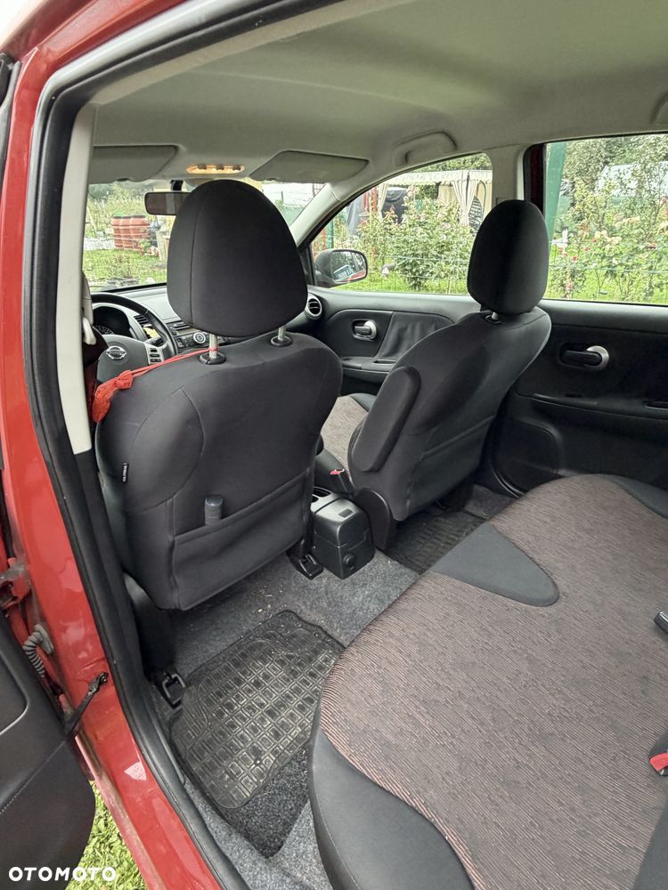 Nissan Note 2010 photo 5