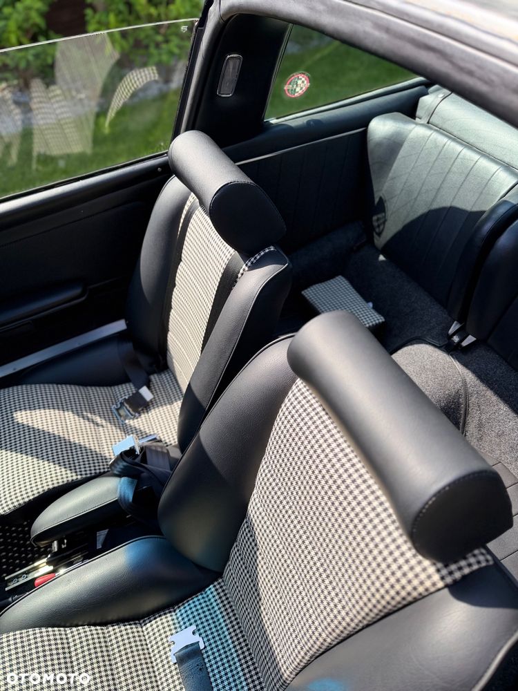 Porsche 911 - 8