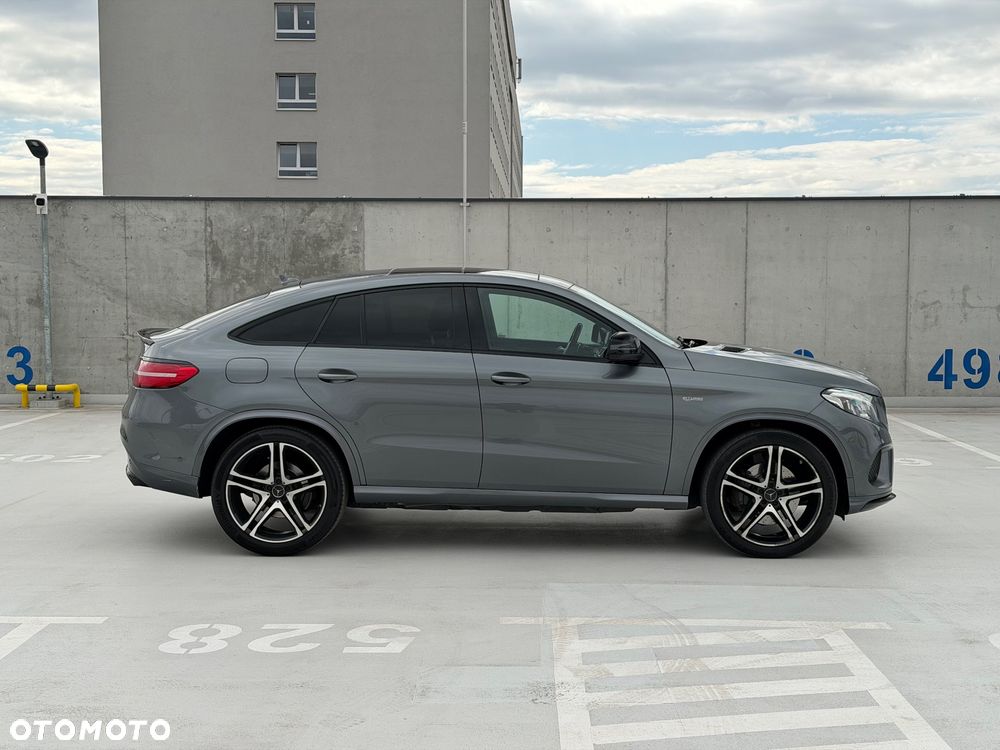 Mercedes-Benz GLE AMG 43 4-Matic - 8