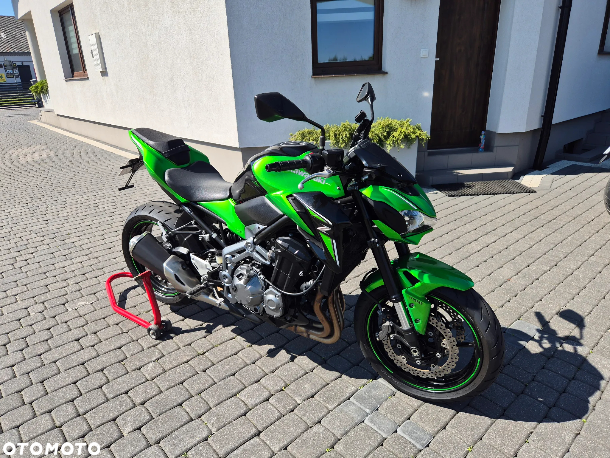 Kawasaki Z - 6