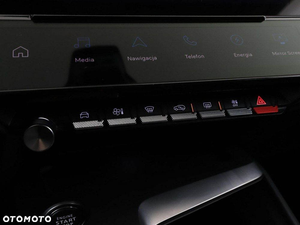 Peugeot 308 1.6 Hybrid PHEV Allure Pack EAT8 - 31