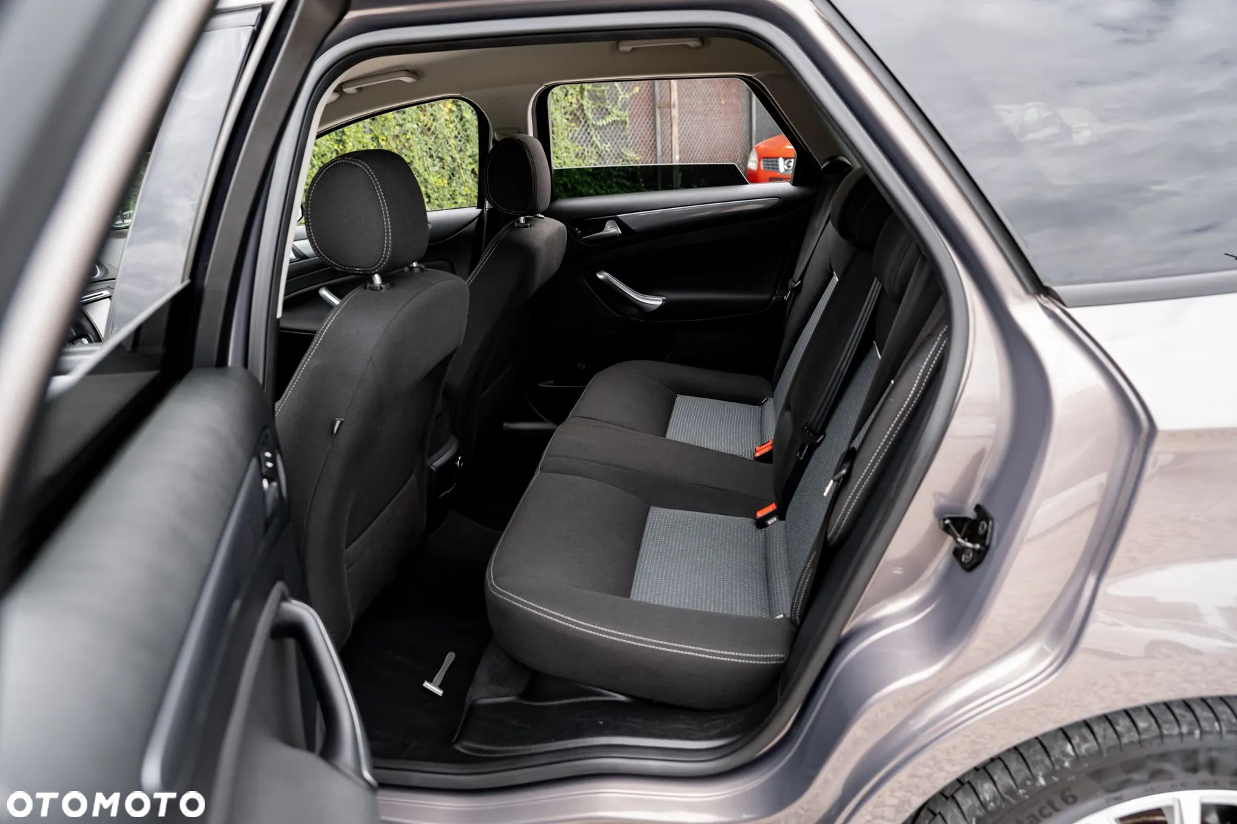 Ford Mondeo 2.0 Sport - 22