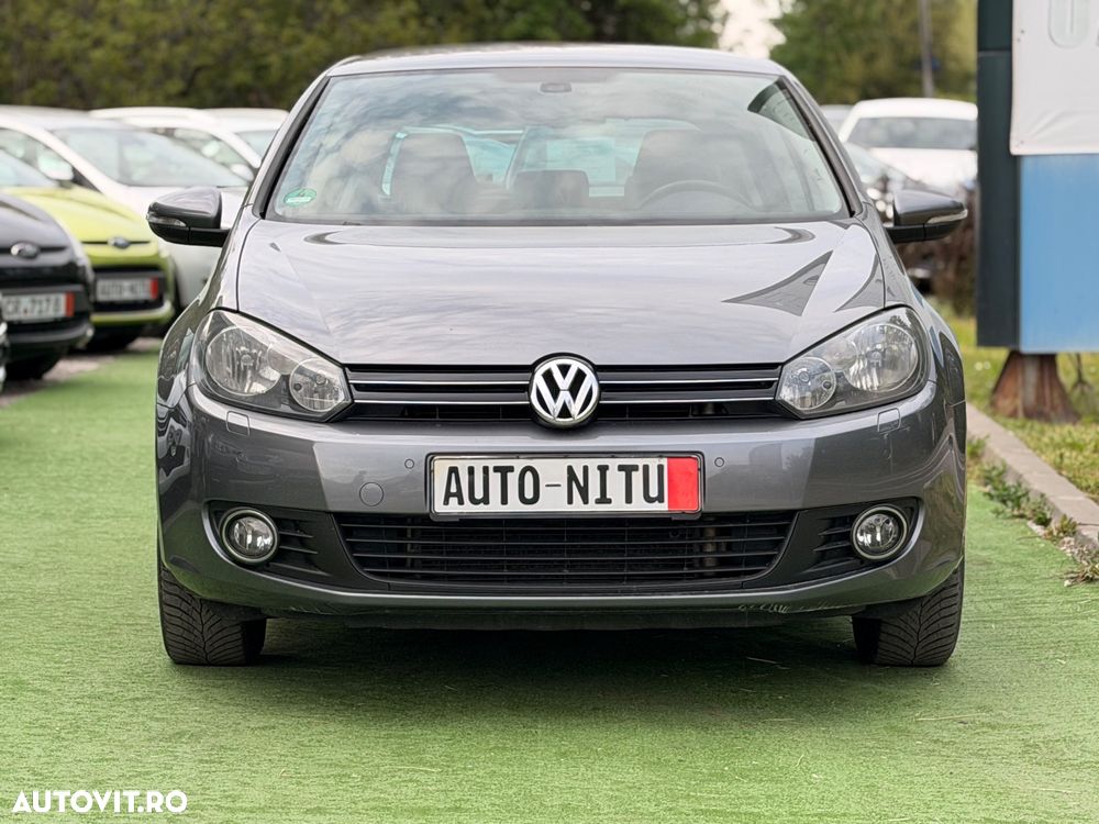 Volkswagen Golf - 2