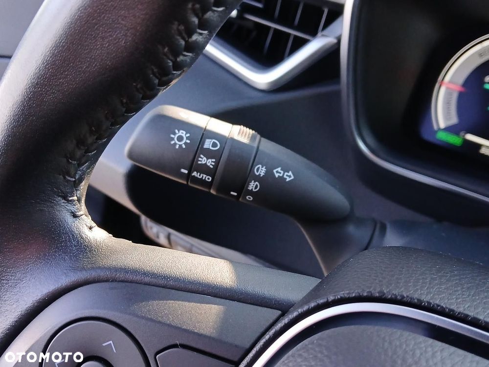 Toyota Corolla 1.8 Hybrid Comfort - 26