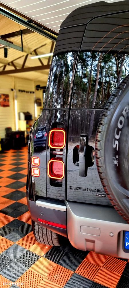 Land Rover Defender 3.0 P400 mHEV X - 8