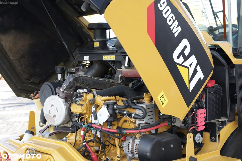 Caterpillar CAT 906M - 39