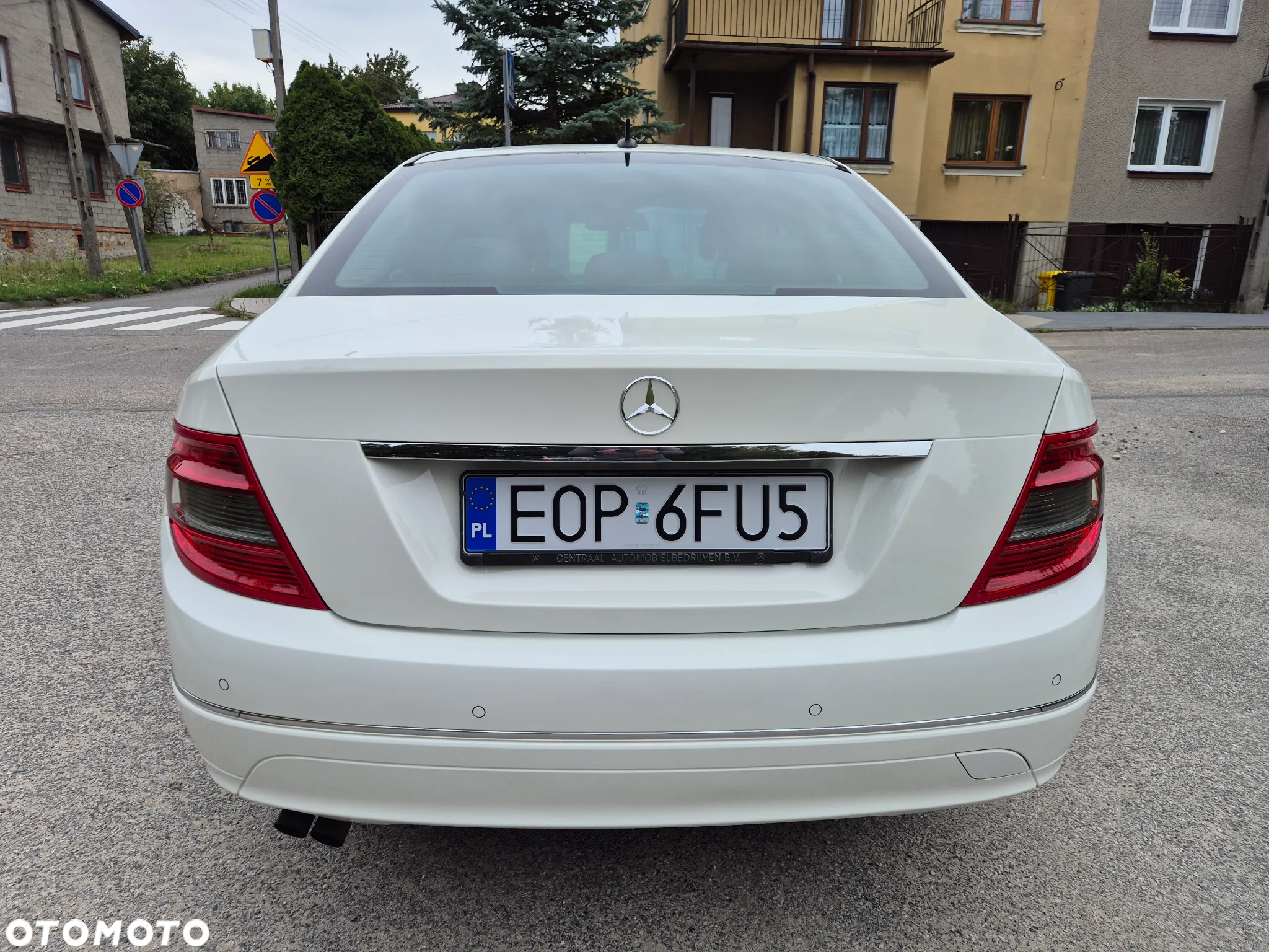 Mercedes-Benz Klasa C 180 T Kompressor BlueEFFICIENCY Avantgarde - 15