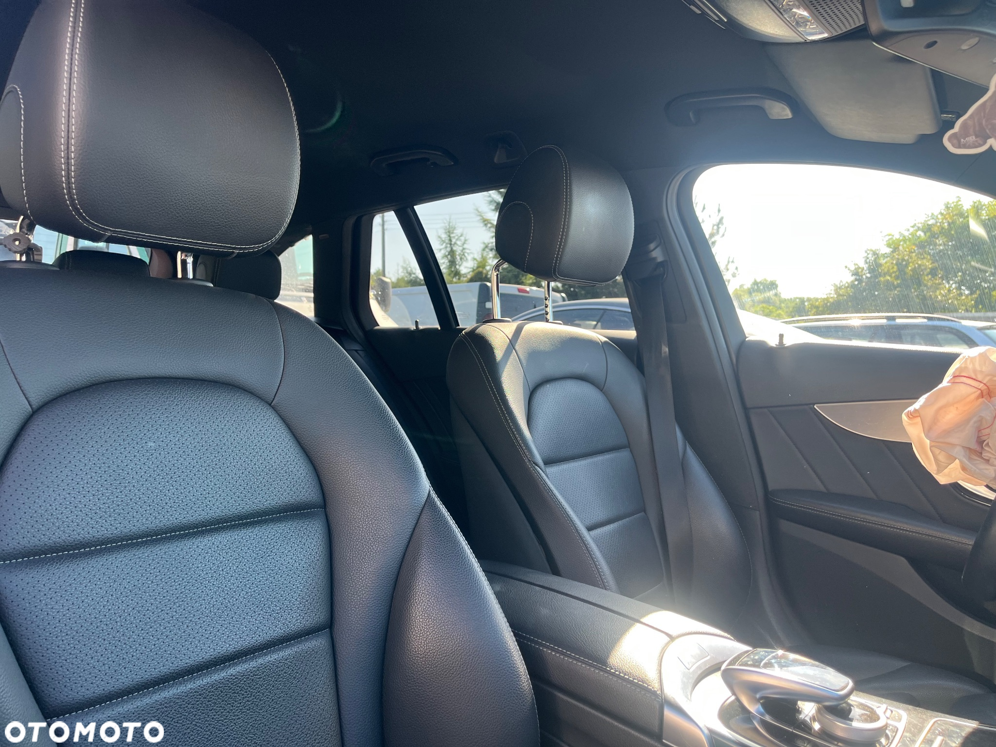 Mercedes-Benz Klasa C 220 d 4Matic T 9G-TRONIC AMG Line - 11