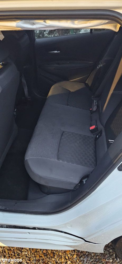 Toyota Corolla 1.8 Business Edition - 23