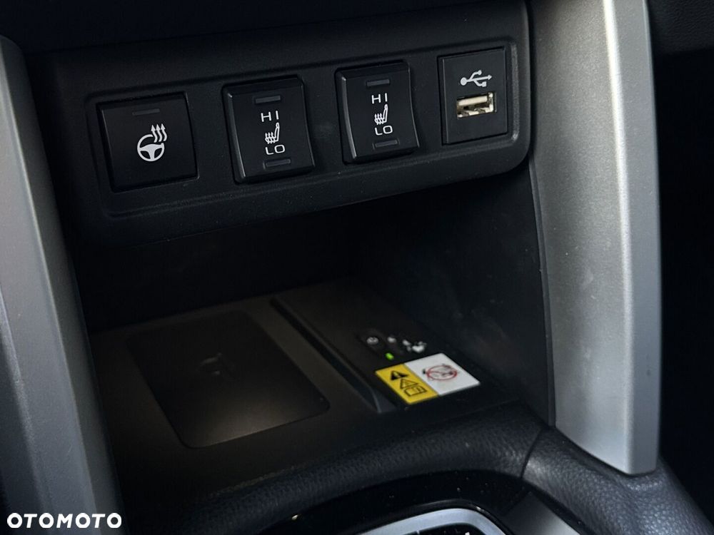 Toyota Corolla Cross 2.0 Hybrid Premiere Edition AWD - 26