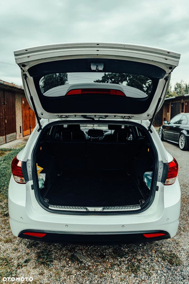 Hyundai i40 i40cw 1.7 CRDi 5 Star Edition - 4