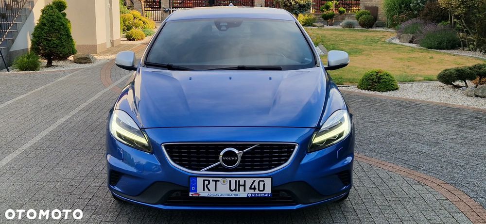 Volvo V40 D4 Geartronic RDesign - 1