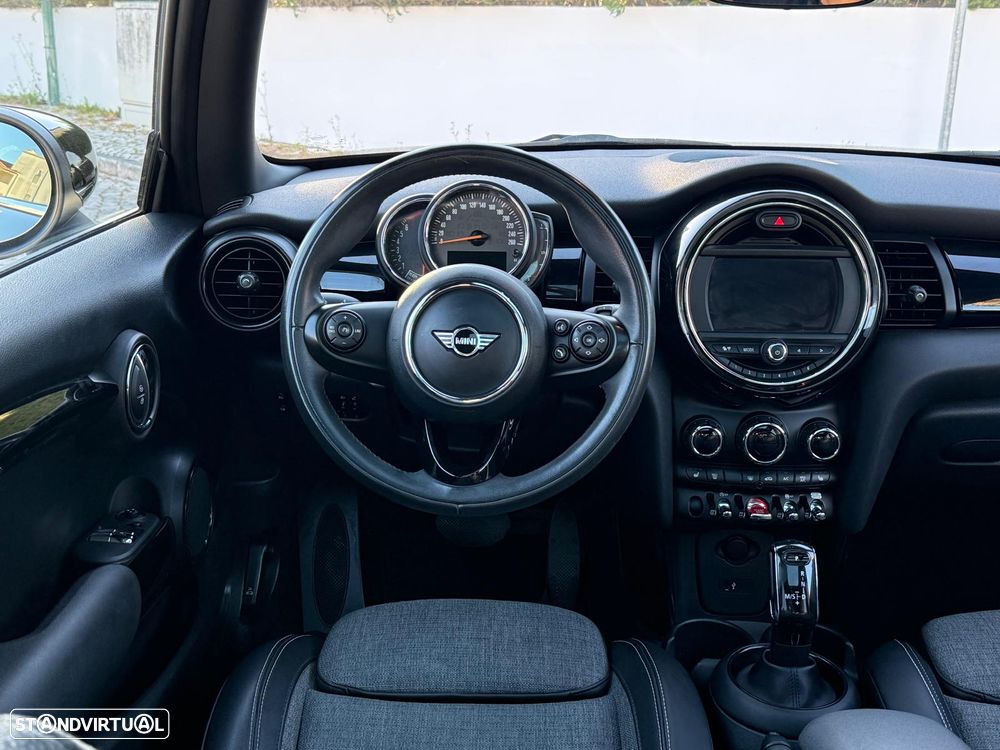 MINI 3 Portas Cooper Aut. - 32