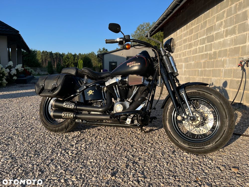 Harley-Davidson Softail Cross Bones - 1