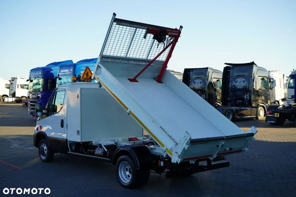 Iveco DAILY 35-160 / WYWROTKA 3 STR. STALOWA / WYCIĄGARKA / BLIŹNIAK / MANUAL /  SPROWADZONY / EURO 6 - 5