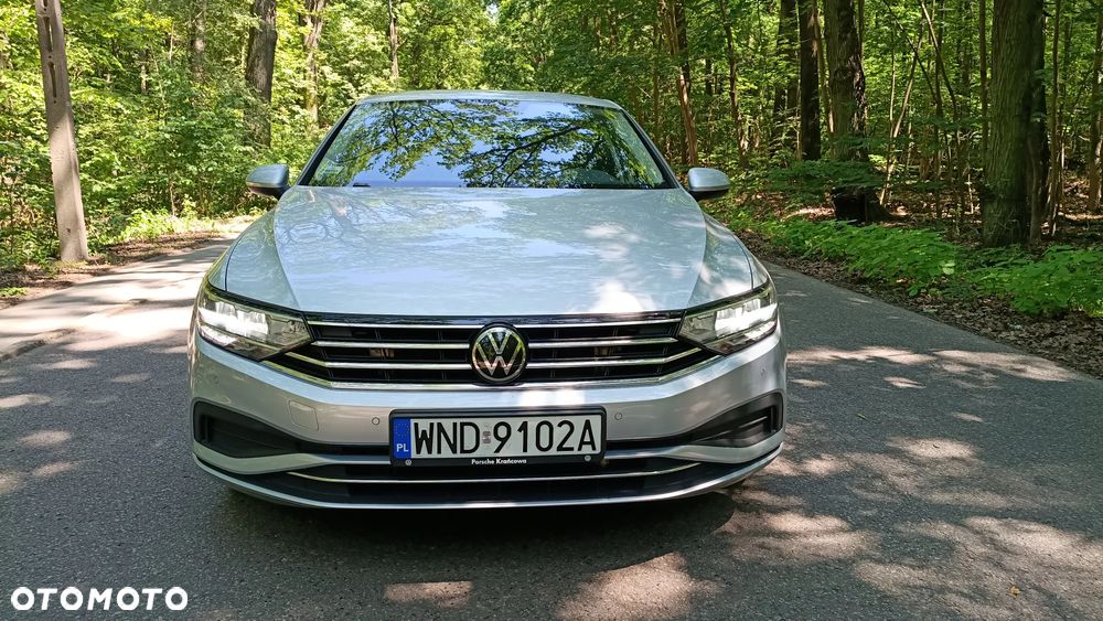 Volkswagen Passat 1.5 TSI EVO Business DSG - 2