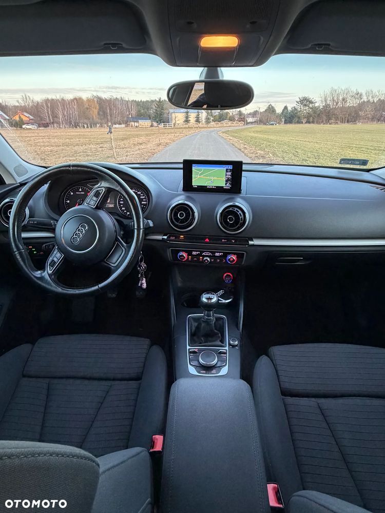 Audi A3 Sportback 1.6 TDI - 11