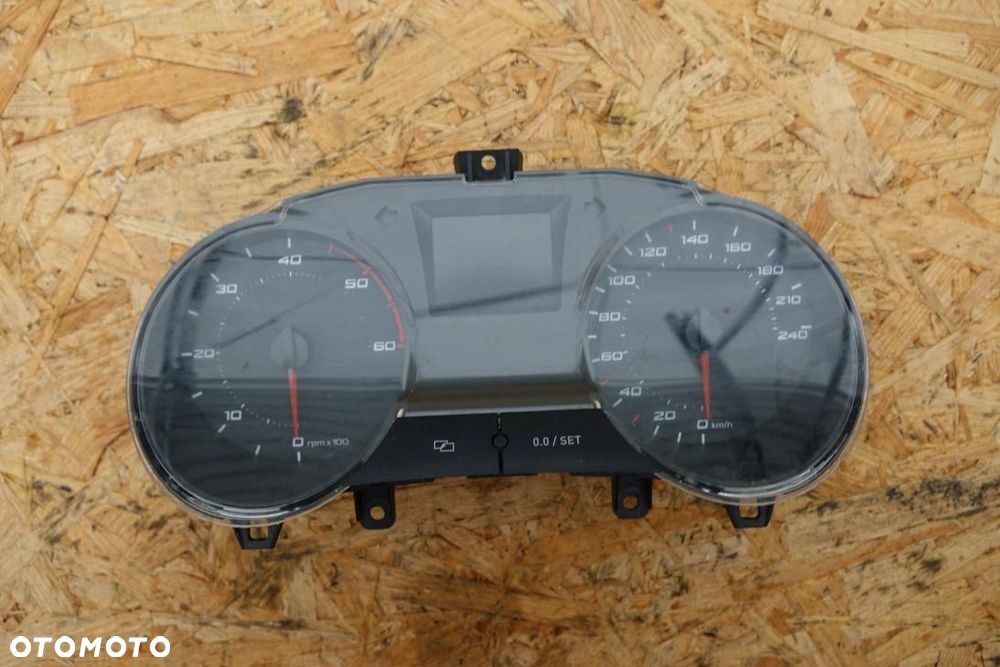 LICZNIK ZEGARY EUROPA SEAT IBIZA 6J0920801A - 1