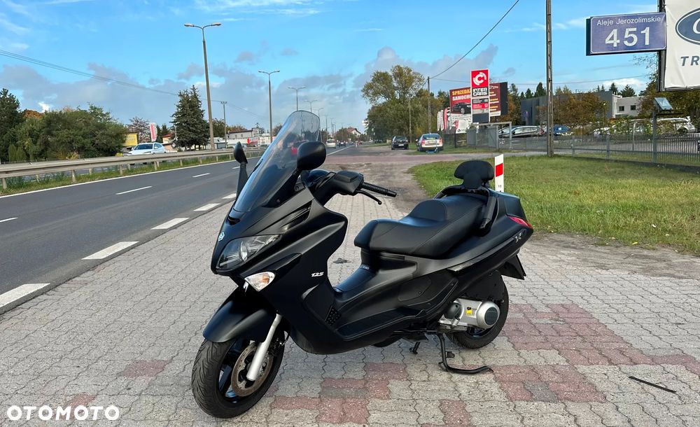 Piaggio Xevo - 3