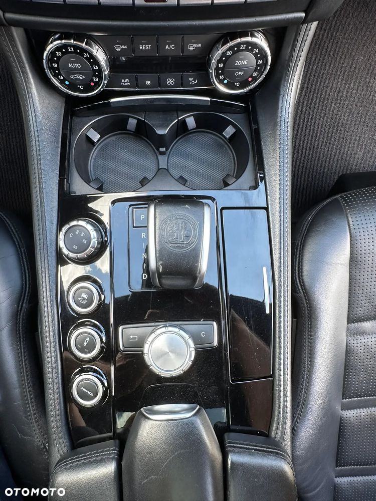 Mercedes-Benz CLS 63 AMG AMG SPEEDSHIFT MCT - 31