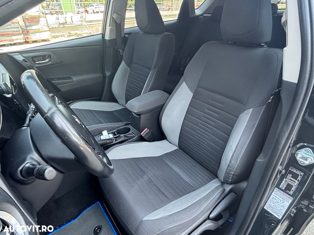 Toyota Auris - 13