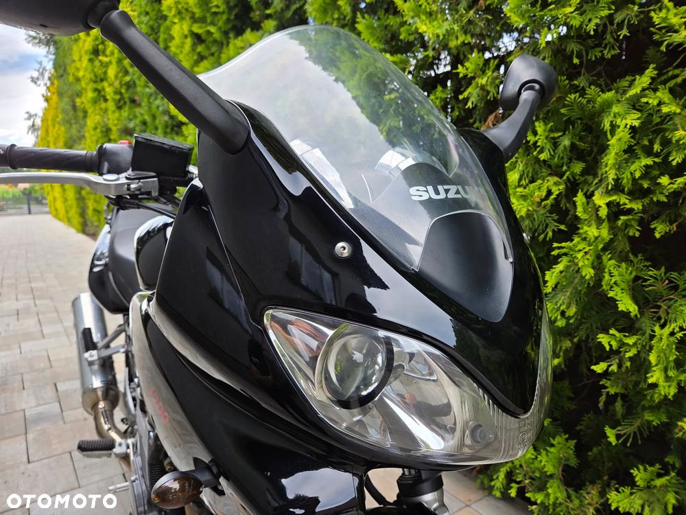 Suzuki Bandit - 25