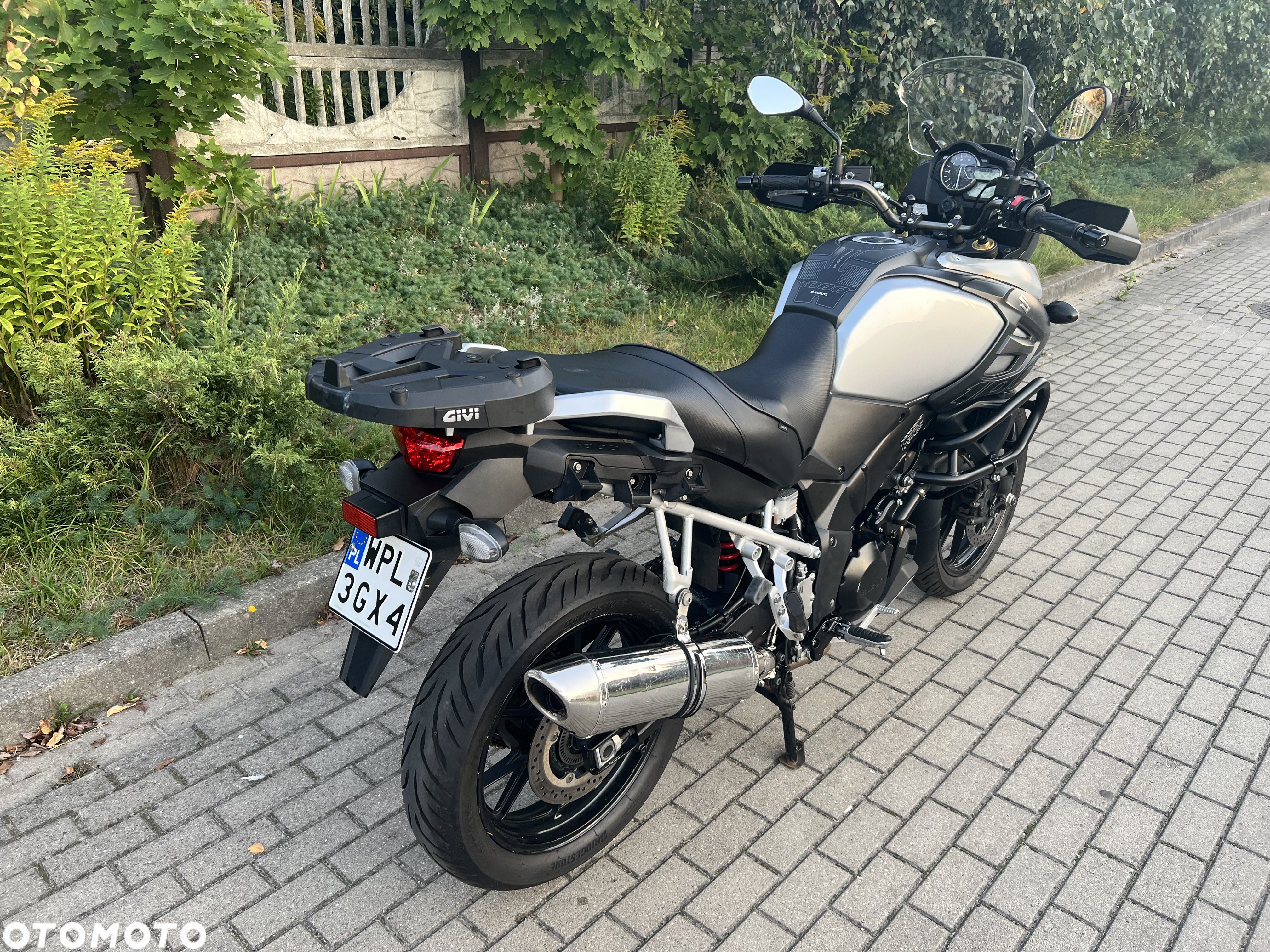 Suzuki DL