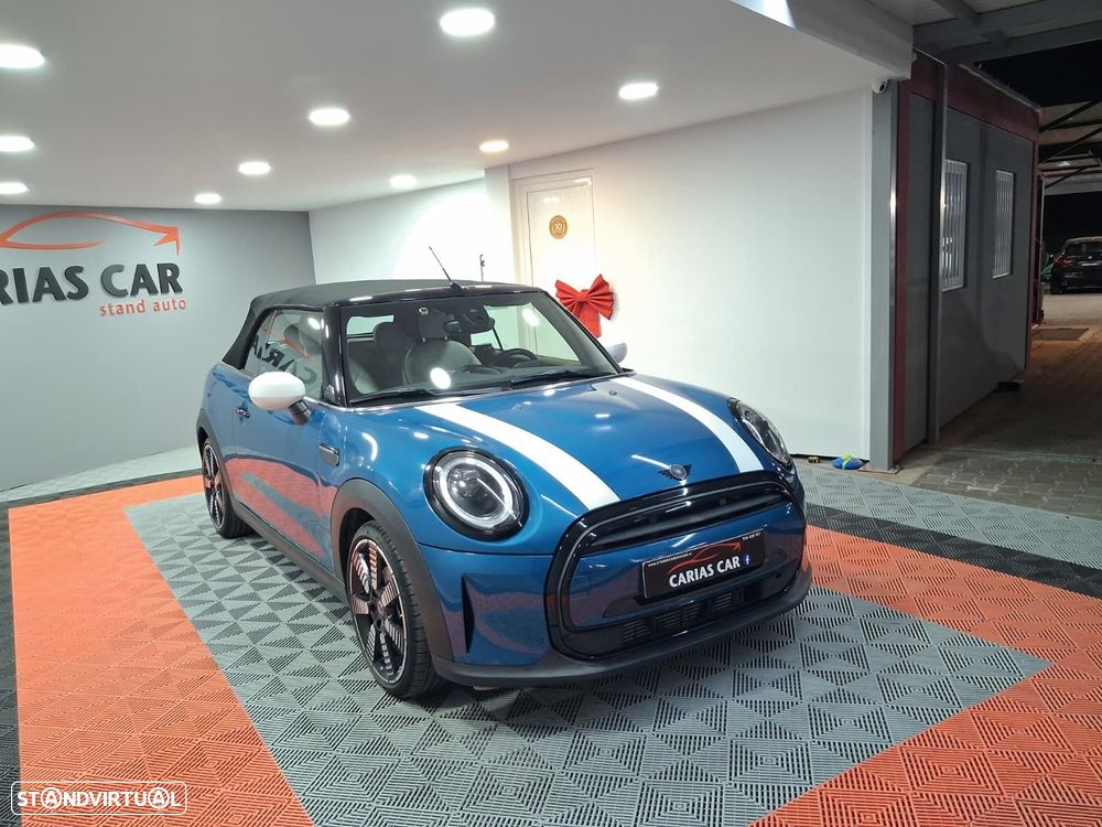 MINI Cabrio Cooper Premium Plus Sidewalk Special Edition Auto - 4