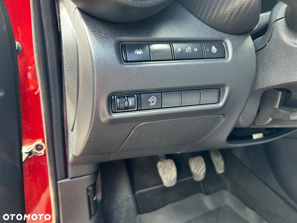 Nissan Juke 1.0 DIG-T N-Connecta - 31