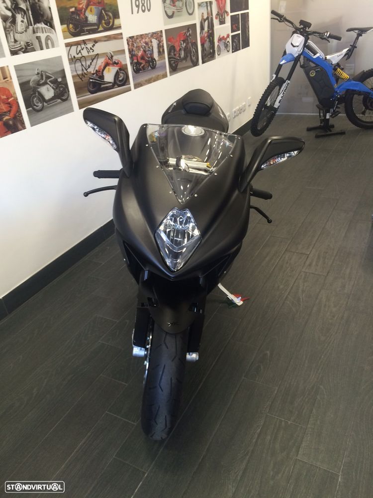 MV Agusta F3 800 - 4
