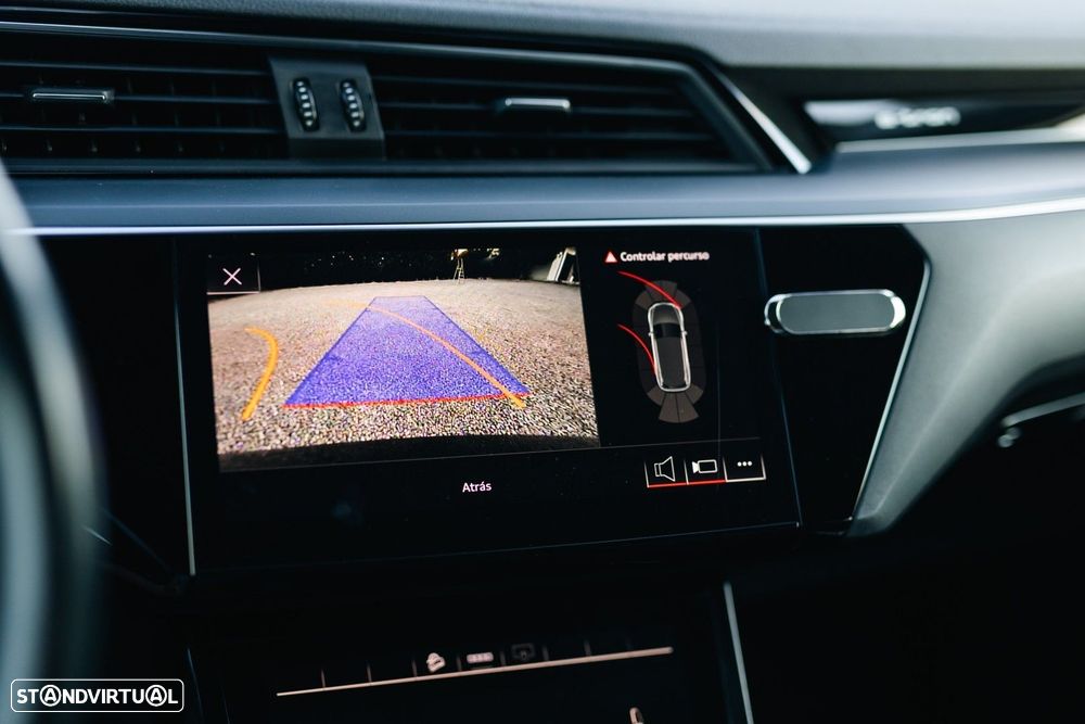 Audi e-tron 50 quattro S line - 57