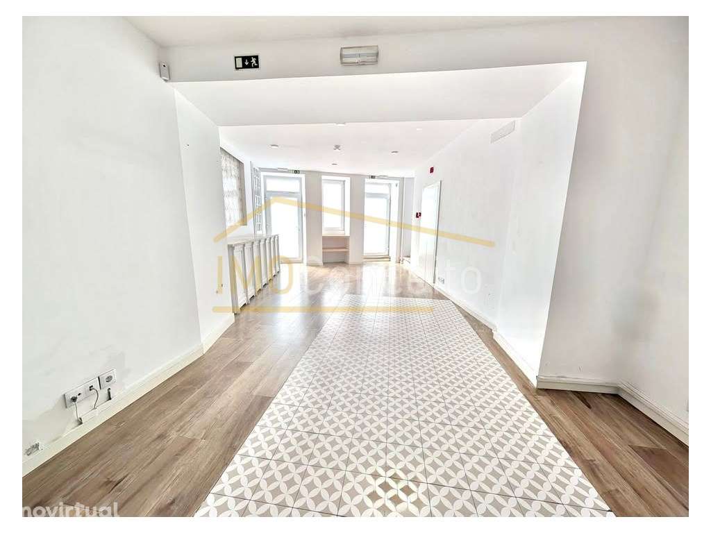 Loja/ possibilidade de afectação p/ habitação II Torres Novas - Grande imagem: 3/9