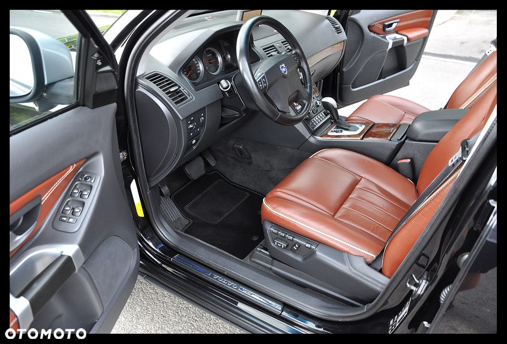 Volvo XC 90 D5 Executive - 24