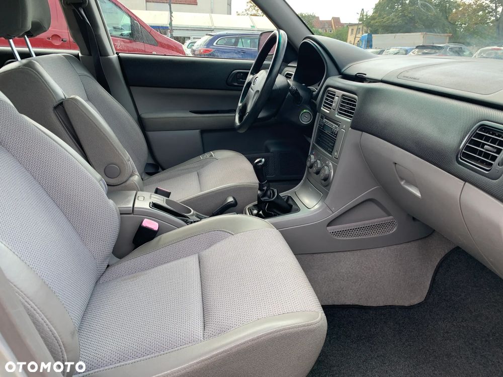 Subaru Forester 2.0 X Comfort - 10