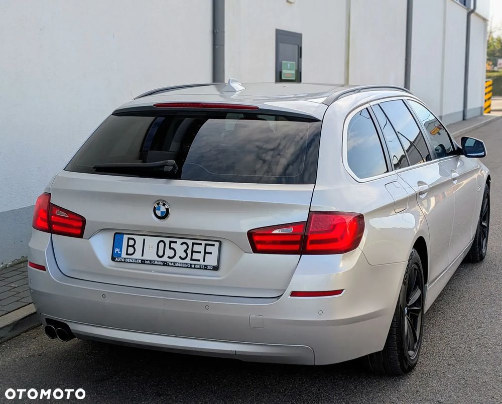 BMW Seria 5 520d Touring Modern Line - 11